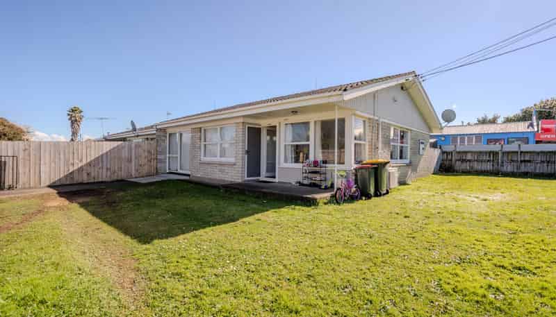 1/150 Porchester Road, Papakura