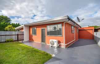2/406 Omahu Road, Frimley