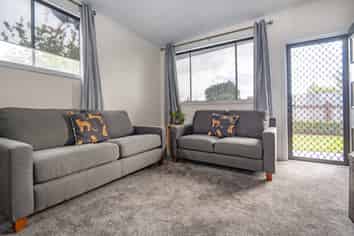 2/406 Omahu Road, Frimley