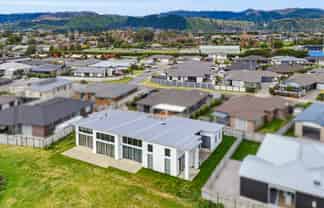 12 Bridford Way, Paraparaumu