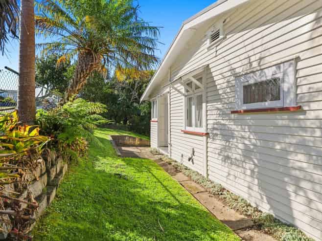 38 Montrose Street, Point Chevalier