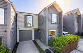 10 Flounder Road, Hobsonville