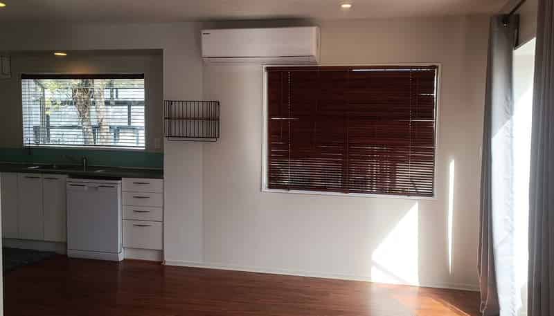3/166 Bradbury Road, Botany Downs