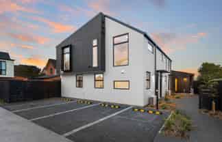 3/172 Colombo Street, Sydenham