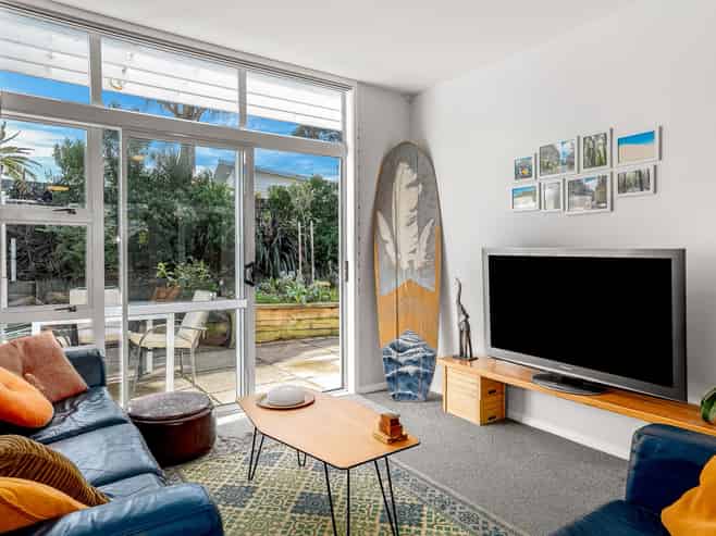 1B Richard Street, Titahi Bay