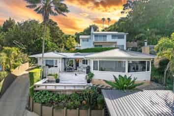 108 Beach Road, Onerahi
