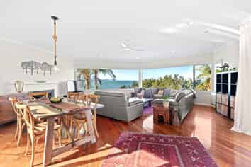 108 Beach Road, Onerahi