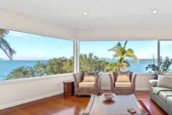108 Beach Road, Onerahi