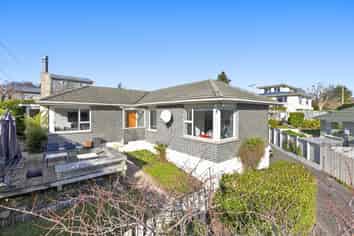 14 Upland Street, Helensburgh