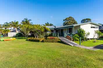 7 Moir Street, Mangawhai
