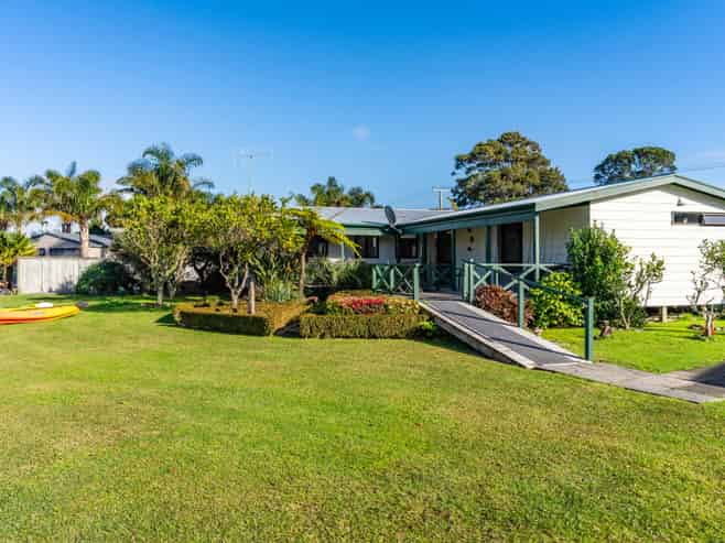7 Moir Street, Mangawhai