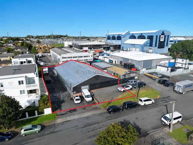 Central Ellerslie Warehouse & Yard - 590sqm