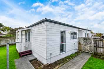 B/22 Clarice Place, Takanini