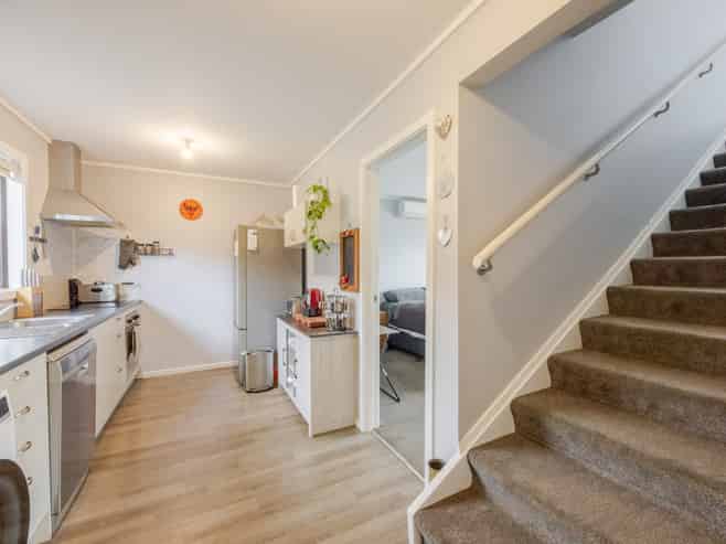 1006a Konini Street, Mahora