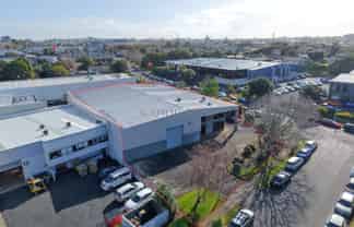 Standalone Corner Site Facility - 1,423sqm