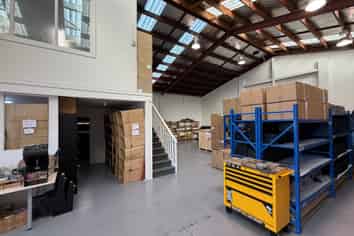 City fringe- owner occupier opportunity 
