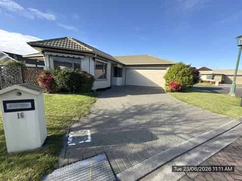 16 Claridge Place, Taradale
