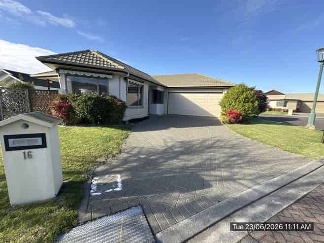 16 Claridge Place, Taradale