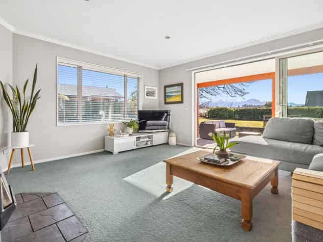 92 Mount Iron Drive, Wanaka