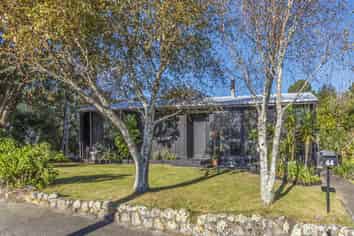 44 Kahu Road, Paremata