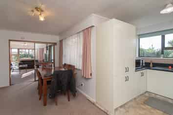 36 Kelvin Street, Marchwiel