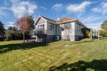 36 Kelvin Street, Marchwiel