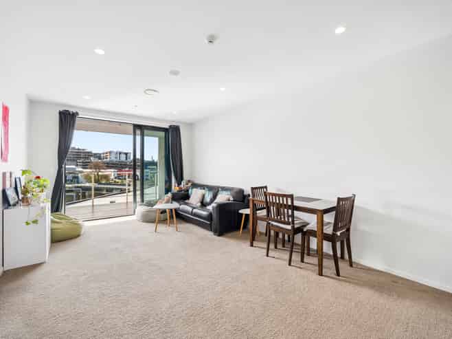 214/27 Enfield Street, Mount Eden