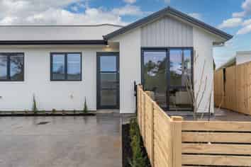 2/26 Bernard Street, Chedworth