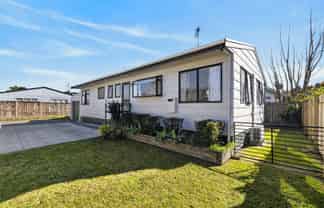 8A Solomon Street, Brookfield