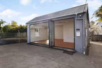 SMALL PONSONBY OFFICE WITH FOUR CAR PARKS

