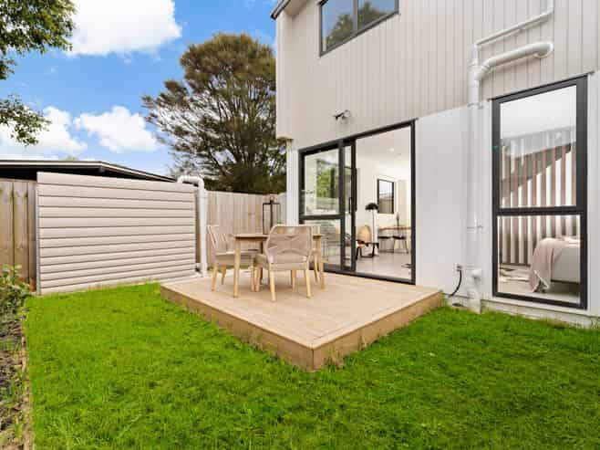 7 & 8/113 Te Atatu Road, Te Atatu South