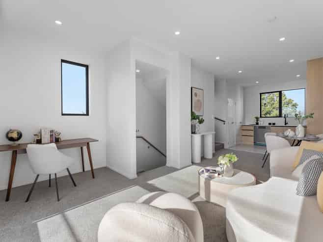 7 & 8/113 Te Atatu Road, Te Atatu South