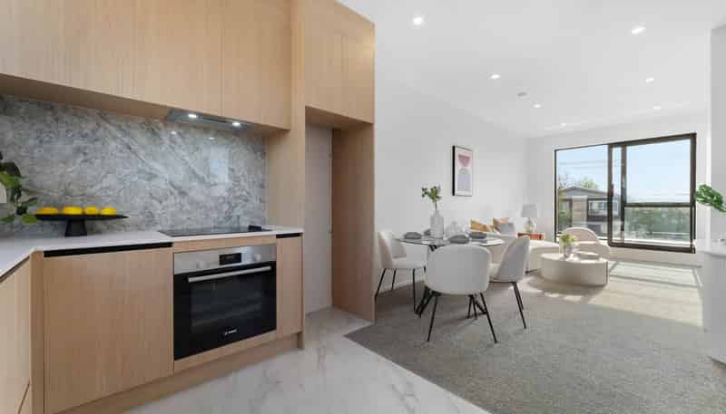 7 & 8/113 Te Atatu Road, Te Atatu South