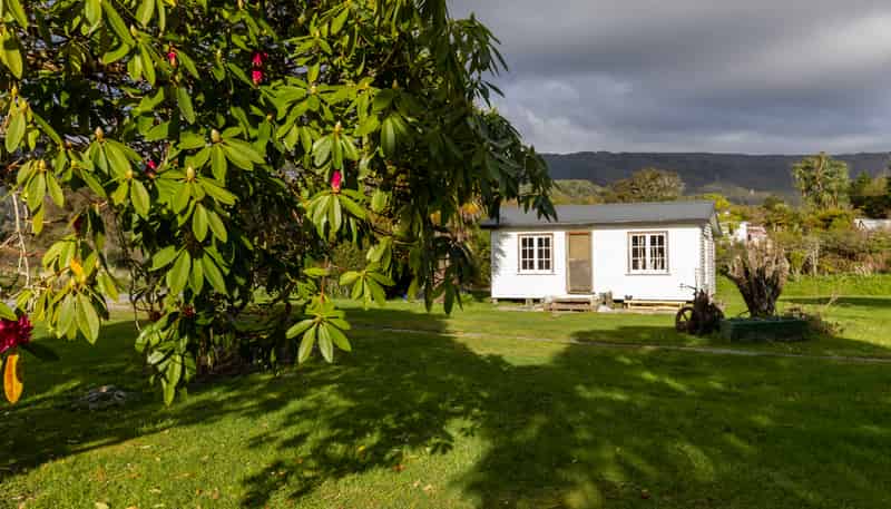 9 Sunderland Street, Waimangaroa