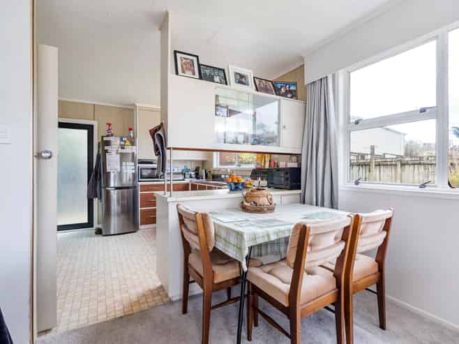 2/137A Ngamotu Road, Spotswood