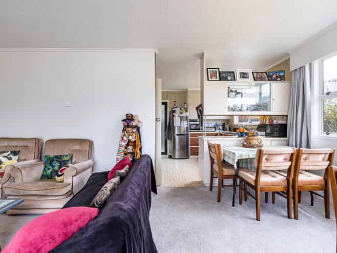 2/137A Ngamotu Road, Spotswood