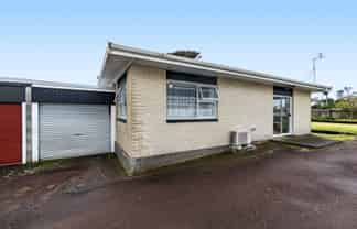 2/137A Ngamotu Road, Spotswood