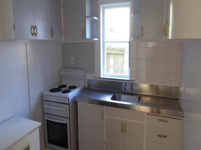 10B Cavendish Square, Strathmore Park