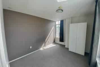 4.1/8 Lipman Street, Mount Victoria
