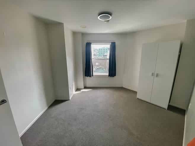 4.1/8 Lipman Street, Mount Victoria