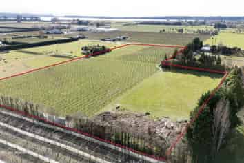 19 The Coastal Highway, Redwood Valley