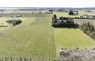 19 The Coastal Highway, Redwood Valley
