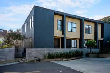 7/20 Trent Street, Island Bay