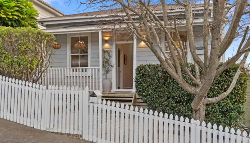 66 Virginia Avenue West, Eden Terrace