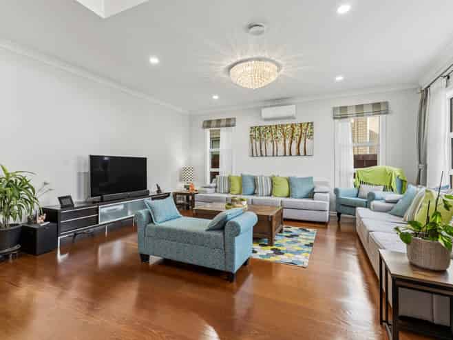 19 Kira Road, Flat Bush