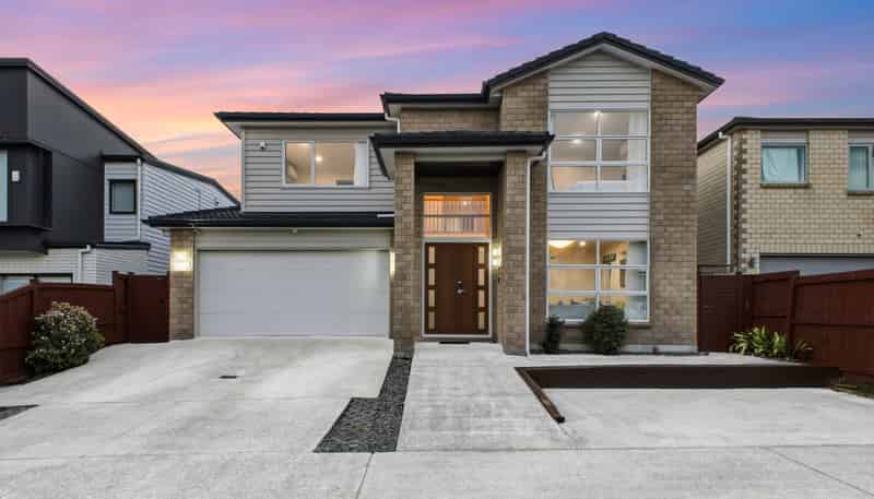 19 Kira Road, Flat Bush