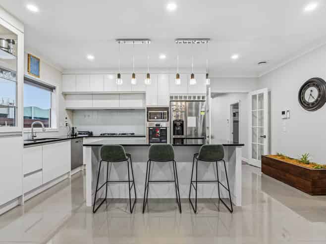 19 Kira Road, Flat Bush