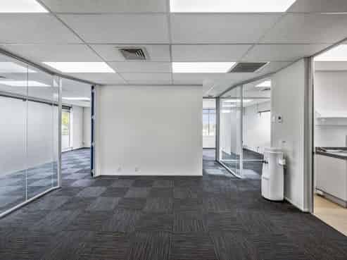 Standout 122sqm office in Albany