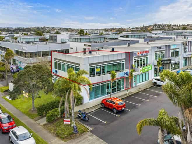 Standout 122sqm office in Albany