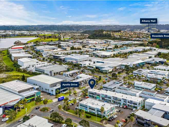 Standout 122sqm office in Albany